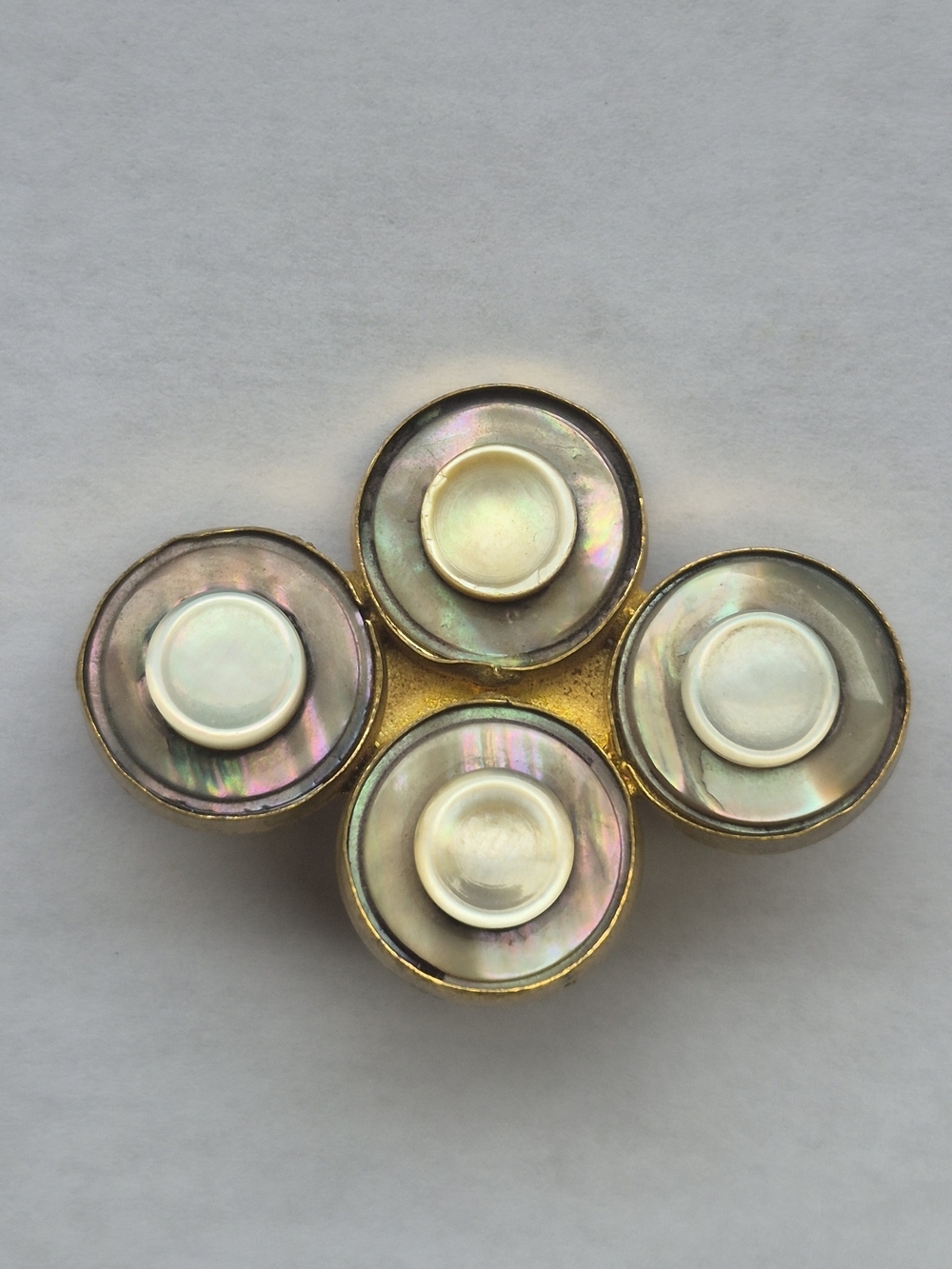 Vintage Mother of Pearl Gold Tone Four Disc Brooch